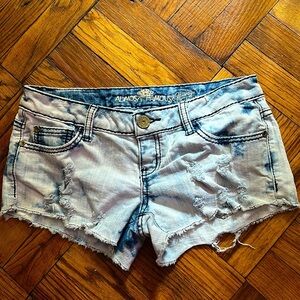 almost famous shorts size: 3